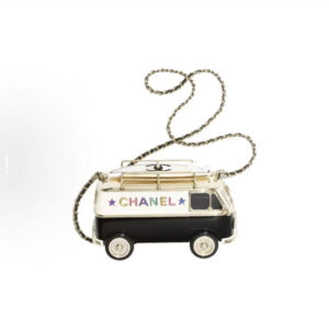 CHANEL  24C