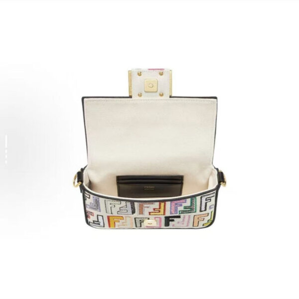 fendi baguette