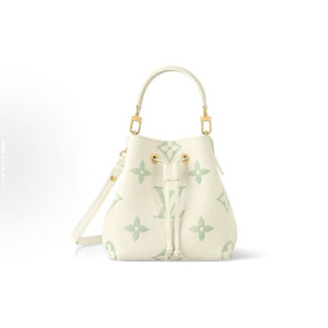 LOUIS VUITTON NÉONOÉ BB