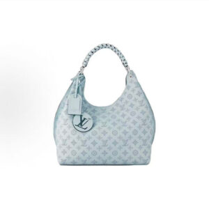 LOUIS VUITTON Carmel